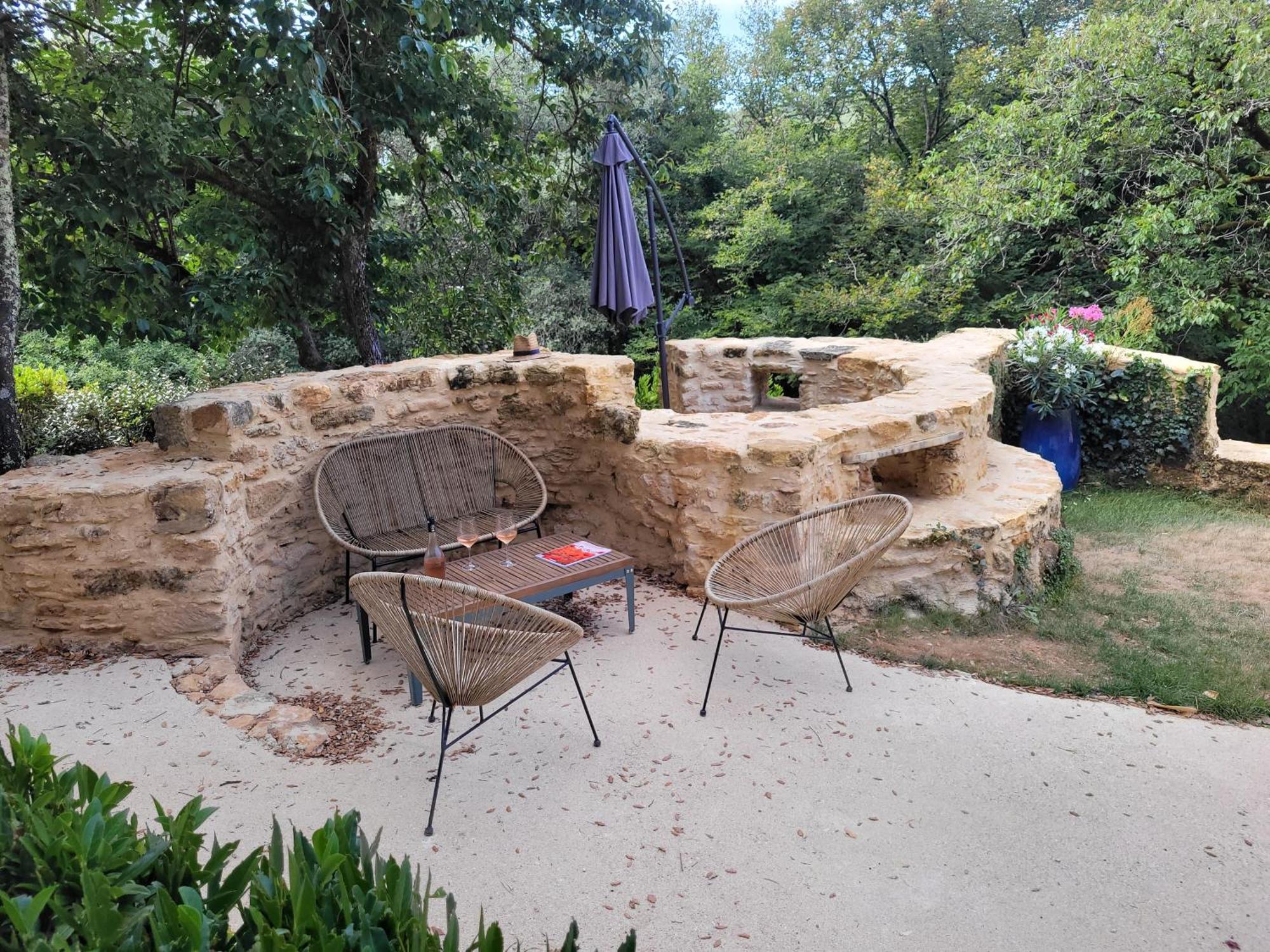 Domaine De Cantegrel - Gites De Charme Et Suite Troglodyte En Perigord Витрак Экстерьер фото